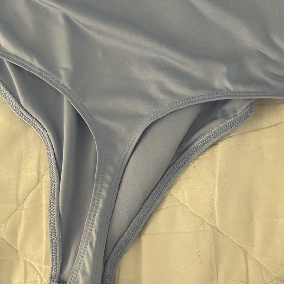 Express Bodysuit - Picture 3 of 5